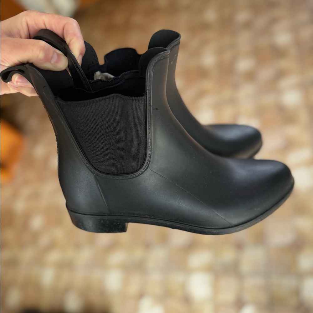 Black Chelsea Rain Ankle Boots